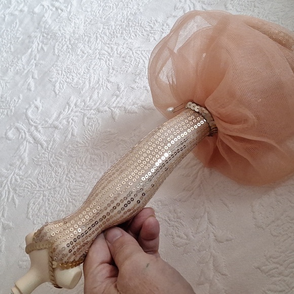 SOLD SOLD !Ball gown, Mannequin Jewelry stand silver - Picture 15 of 16